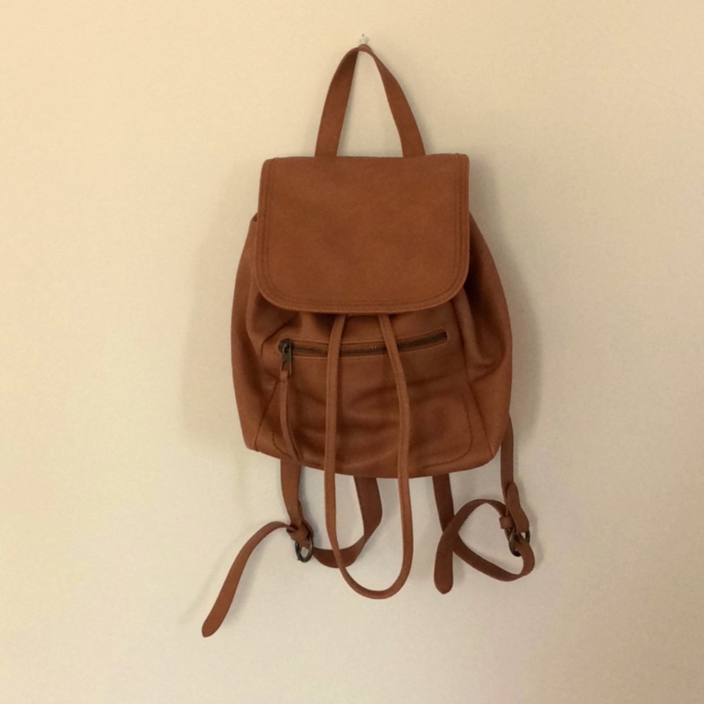 Universal Thread burnt orange back pack purse